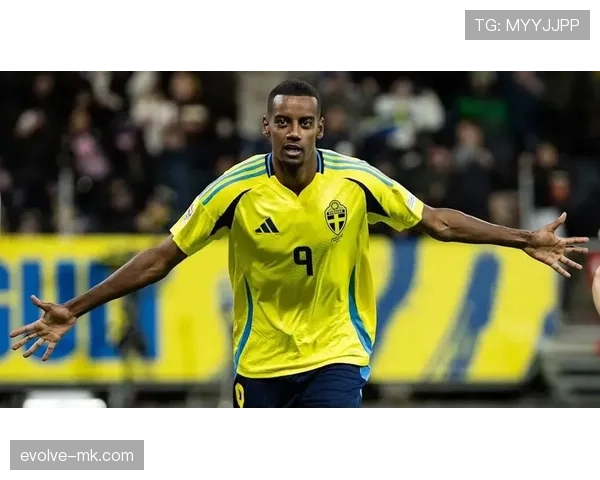 伊萨克状态回暖助球队逆转取胜,展现惊人竞技水准 伊萨克状态回暖助球队逆转取胜,展现惊人竞技水准