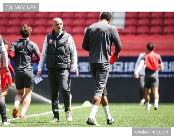 上海海港迎新帅穆斯卡特，开启球队发展新篇章