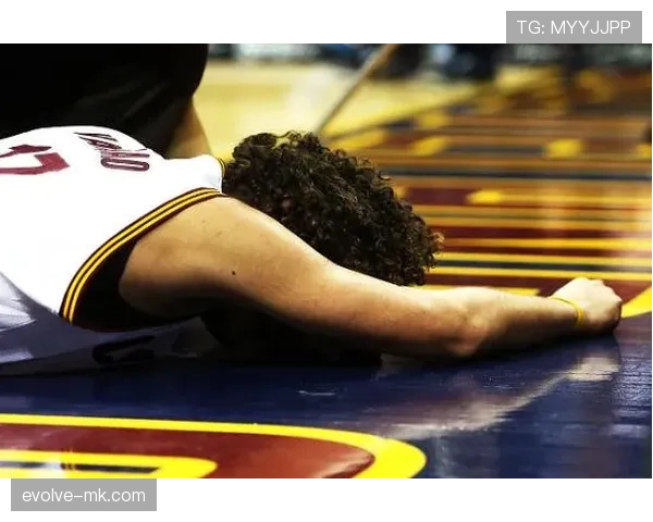 瓦莱乔无球掩护提升内线效率，改变骑士进攻节奏