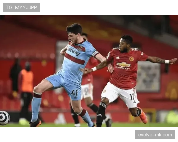 曼联防线失误频繁，稳定性承压制约赛季走势